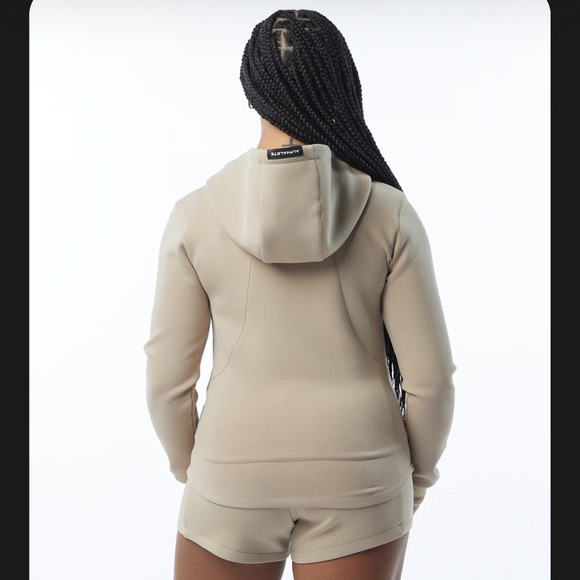 Alphalete Elements (ELMTS) Jacket in Tan - Brand new with tags - Picture 2 of 4